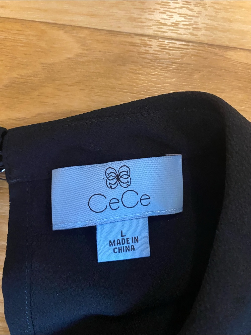 CeCe Sleeveless Black Collared Shell Top; size L - Picture 2 of 4